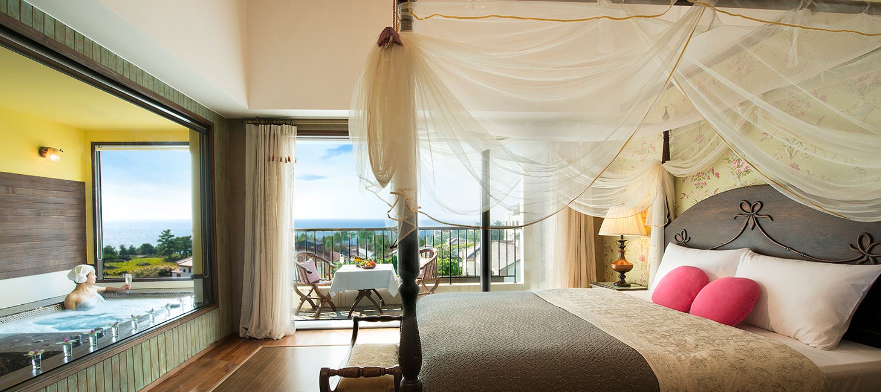 [바다,수영장전망] C동 디럭스 더블