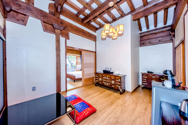 (신관) 동궁(한옥관)