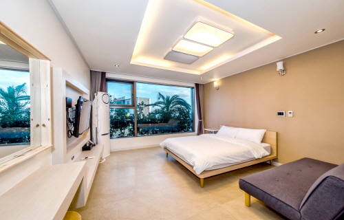 디럭스 (20평형)