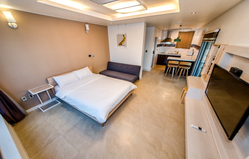 디럭스 (20평형)