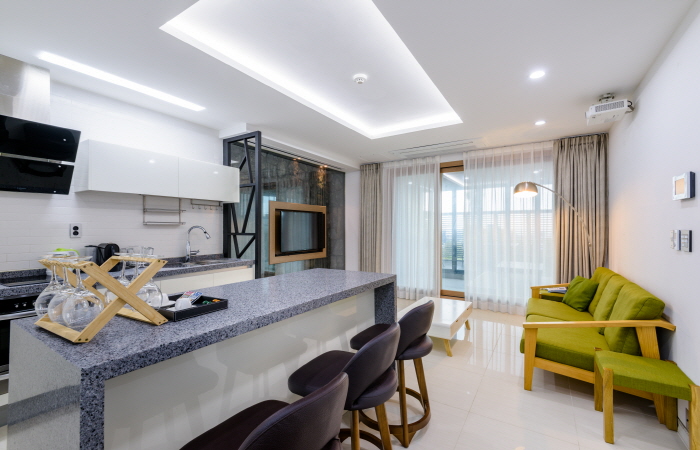 풀빌라 - 모살/진질 (90평 확장) - 조식불포함