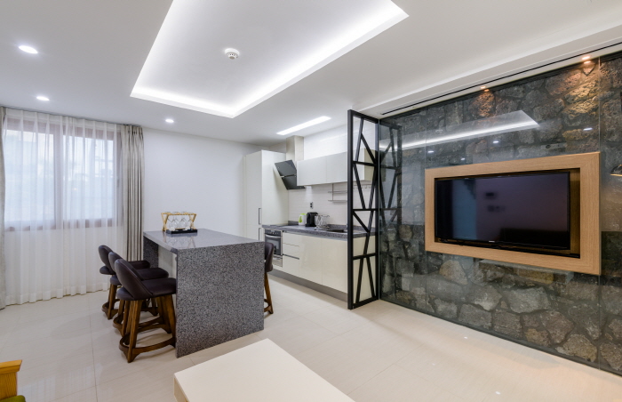 풀빌라 - 모살/진질 (90평 확장) - 조식불포함