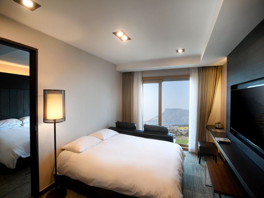 프리미어 스위트-조식불포함