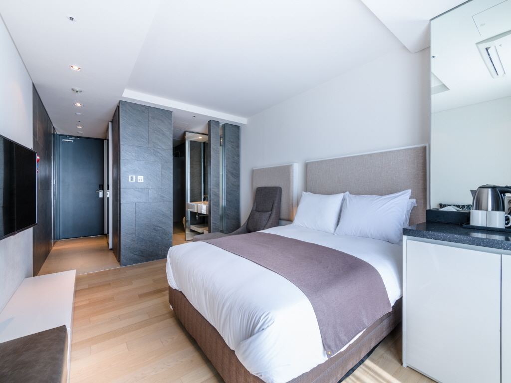 스탠다드 더블(시티뷰)