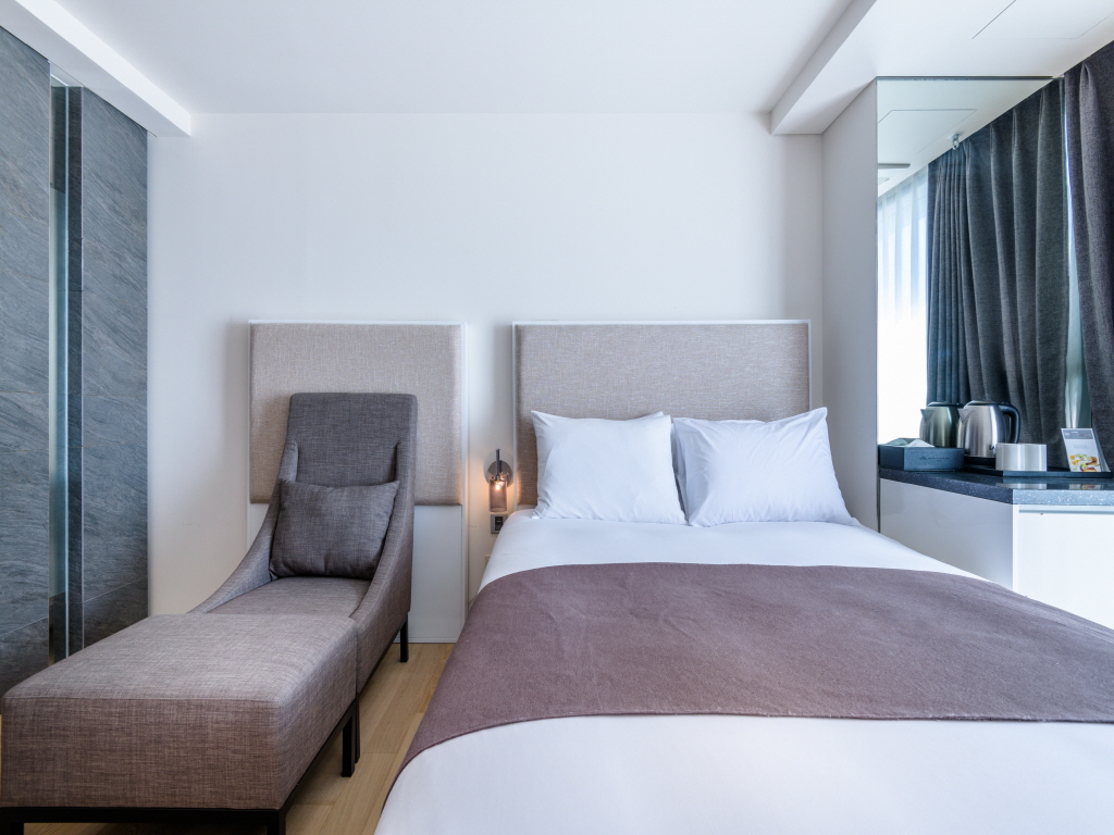 스탠다드 더블(시티뷰)