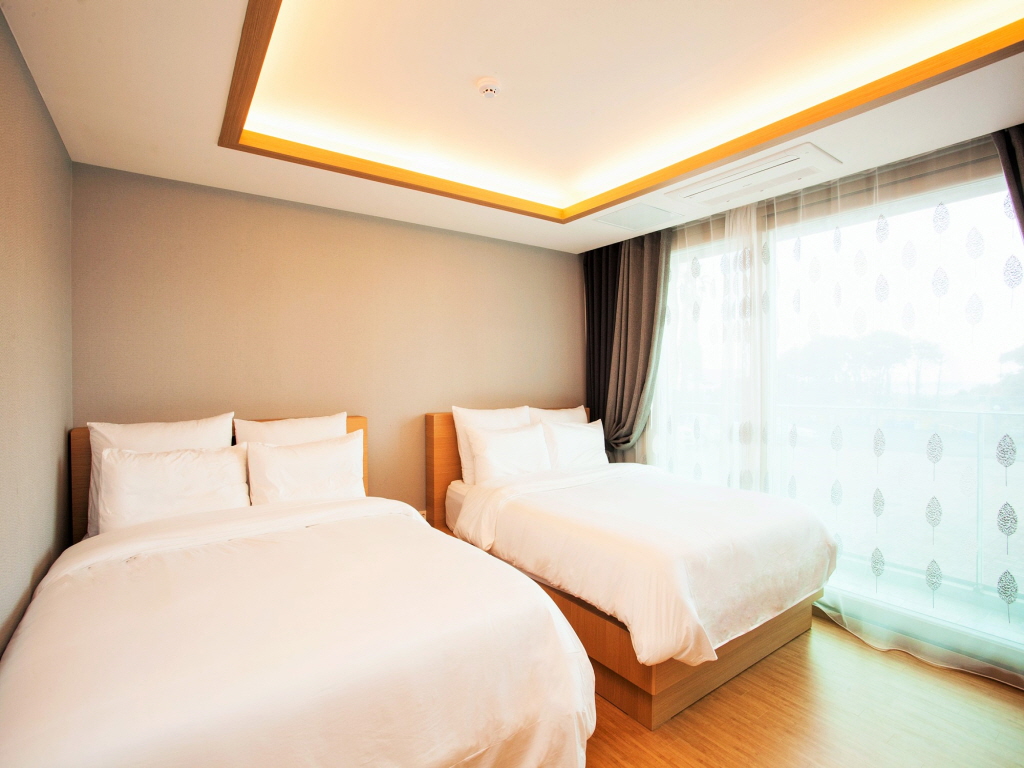 리베라 - 키즈룸(정원전망)