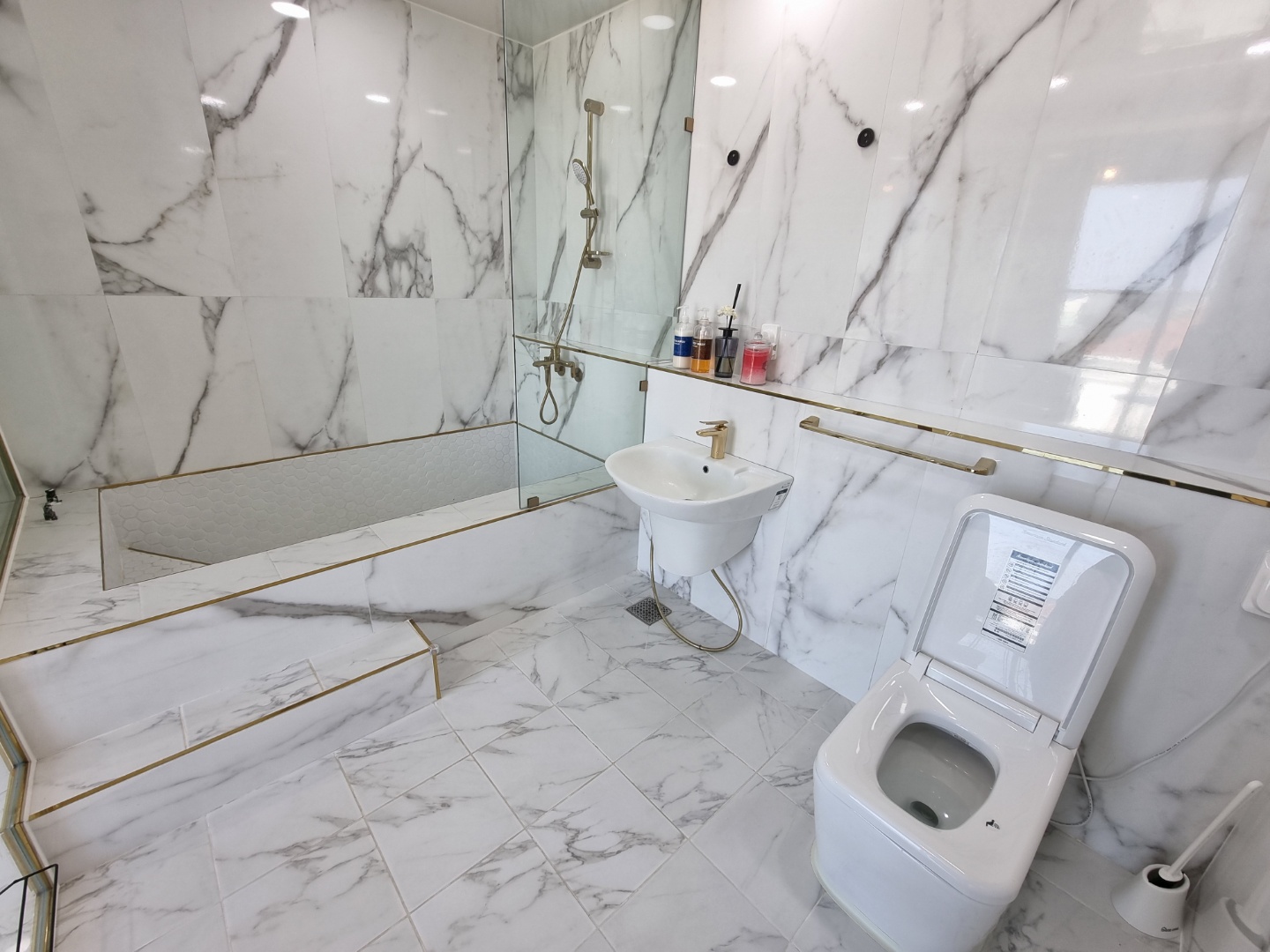 럭셔리-가족룸(단독층 3층)