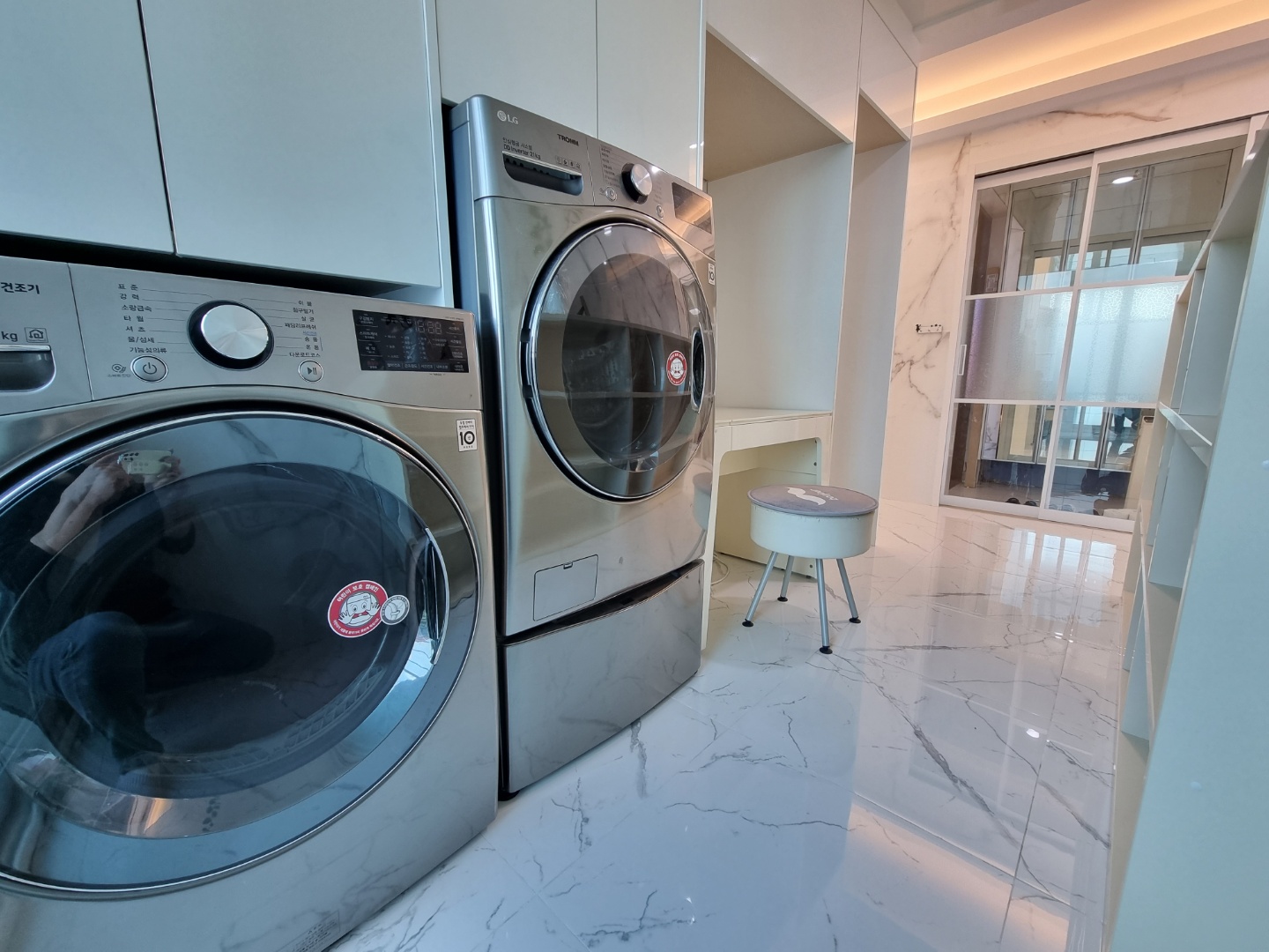 럭셔리-가족룸(단독층 3층)