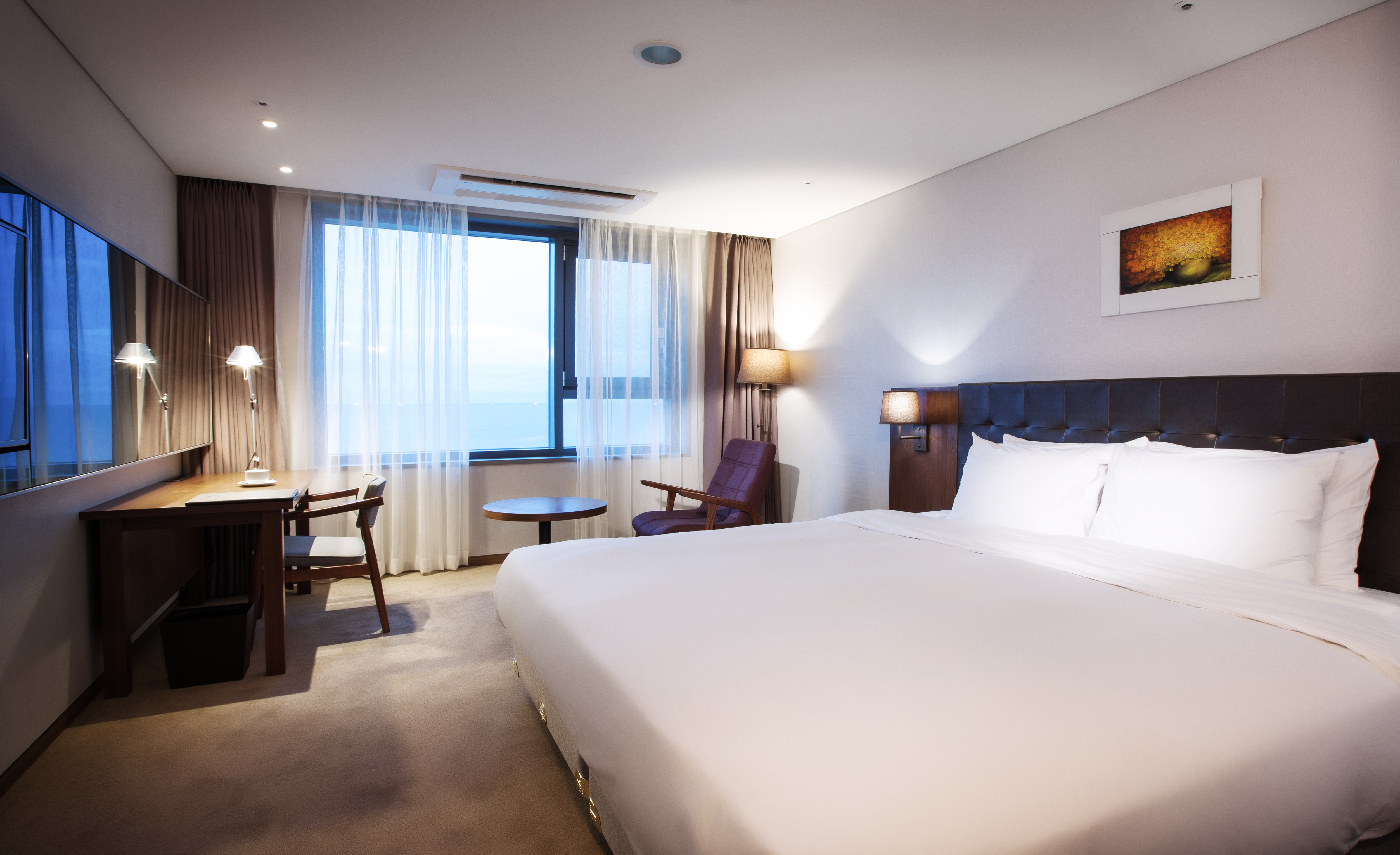 디럭스 트윈-3인(조식불포함)